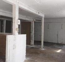 Lagerhalle, Scheune, Lager - 510,00 EUR Kaltmiete, ca.  137,00 m² in Ditzingen (PLZ: 71254)