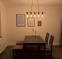 Biete eine schöne 2 Raum Wohnung mit große Küche an - Rudolstadt