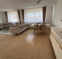 3-Zimmer Wohnung mit großer Dachterrasse am Stadtplatz - Waldkraiburg