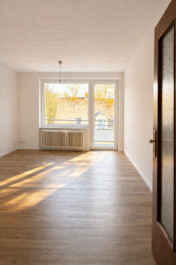 Foto - 2 Zimmer Wohnung mit Balkon und PKW Stellplatz