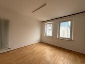 Foto - Großzügige 3-Zi-WHG ca. 85 m² - in 92637 Weiden zu vermieten