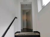 Foto - Wohnung Dachgeschoss mit Einbauküche, Wäschekammer, Balkon