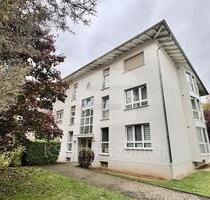 Helle 3-Zimmer-Wohnung mit Loggia und Tiefgarage in der Euskirchener Südstadt