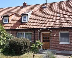 Reihenhaus in Gardelegen mit Garage und Garten