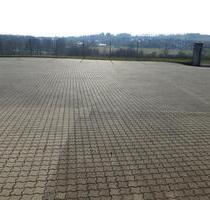 Abstellfläche - Lagerfläche gepflastert und eingezäunt 670 m² - Hainsfarth