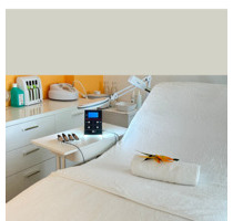 Etabliertes Kosmetikstudio mit treuem Kundenstamm in Main-Taunus - Kelkheim (Taunus)