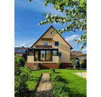 Von Privat: Zweifamilienhaus in Bestlage – Wintergarten & Garage - Neustadt am Rübenberge