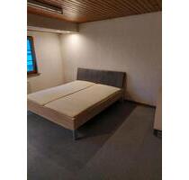 Monteurzimmer zu vermieten - 15,00&nbsp;EUR Kaltmiete, ca.&nbsp; 120,00&nbsp;m&sup2; in Grünberg (PLZ: 35305)
