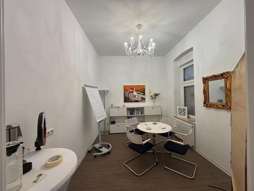 Foto - Moderner Raum zur Untermiete im Kosmetikstudio – Essen Kupferdreh