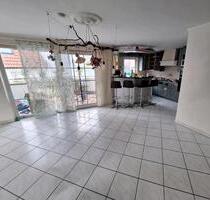 3,5-Zimmer-Wohnung mit Garten, Balkon, Hobbyraum & Garage - Rutesheim