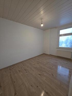 Foto - schicke frisch renovierte 3-Raum-Wohnung mit Einbauküche