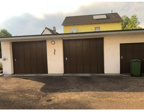 Foto - Garagen zu vermieten+ Grundstück