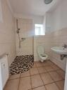 Foto - 1 Zimmer für Pflegebedürftige mit Bad und Zugang zum Garten