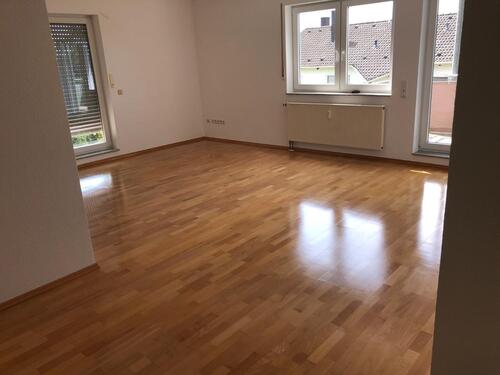 Foto - Biete sehr helle 3ZKB Gäste WC Wohnung ca. 98qm in Saarbrücken B