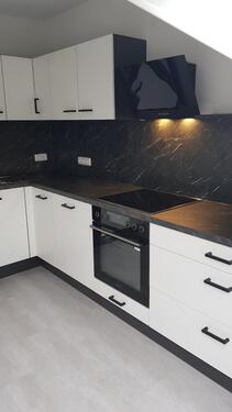 Foto - Helle neue Wohnung, 4 ZKB, DG, Grundsanierung in 2021