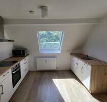 Gemütliche 2-ZKB-Dachgeschosswohnung in Fischbach mit Küche - Quierschied