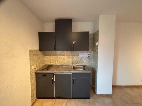 Foto - möblierte 1-2 Zimmer Wohnung , Souterrain