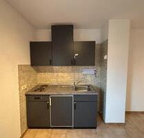 möblierte 1-2 Zimmer Wohnung , Souterrain - Schwallungen