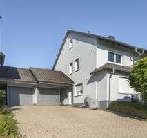 Foto - Moderne 3-Zimmer-OG Wohnung mit Balkon und Einbauküche in ruhiger