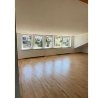 3 Zimmer Wohnung - 850,00&nbsp;EUR Kaltmiete, ca.&nbsp; 96,00&nbsp;m&sup2; in Knittlingen (PLZ: 75438)