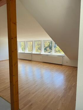 Foto - 3 Zimmer Dachgeschoßwohnung zur Miete in Knittlingen