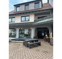 4,5 Zimmerwohnung zu vermieten - 1.100,00&nbsp;EUR Kaltmiete, ca.&nbsp; 134,00&nbsp;m&sup2; in Rosenfeld (PLZ: 72348)
