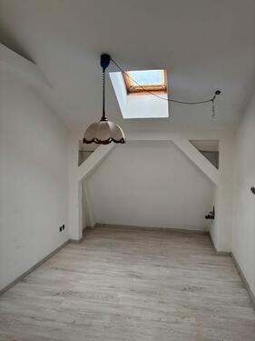 Foto - Helle 2-Zimmer-Dachgeschosswohnung in Nürnberg - Haslerstr