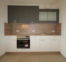 +++FRISCH RENOVIERTES 1 ZIMMER APPARTEMENT mit BALKON++ - Weitramsdorf