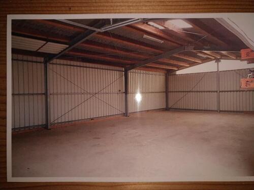 Foto - Unterstellmöglichkeiten in Halle