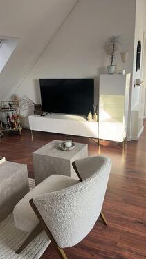 Foto - 1 Zimmer Dachgeschoßwohnung zur Miete in Köln