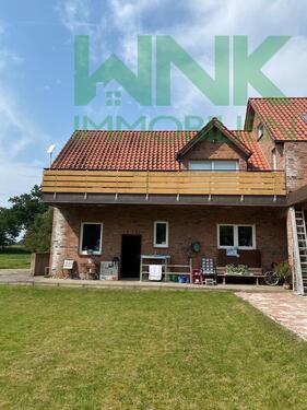 Foto - Wir freuen uns, Ihnen diese moderne Dachgeschosswohnung in der begehrten Wohngegend von Wingst zur Miete anbieten zu können. Die Wohnung erstreckt sich über zwei Etagen und bietet eine großzügige...
