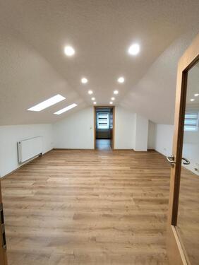 Foto - Zweizimmer Wohnung DG frisch renoviert Aistaig