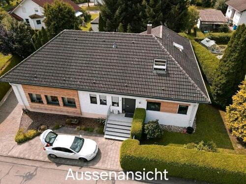 Foto - 8 Zimmer Einfamilienhaus zum Kaufen in Dietingen