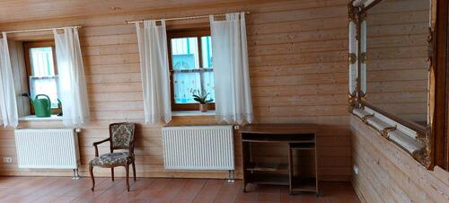 Foto - Große behindertengerechte Wohnung in Hunderdorf zu vermieten