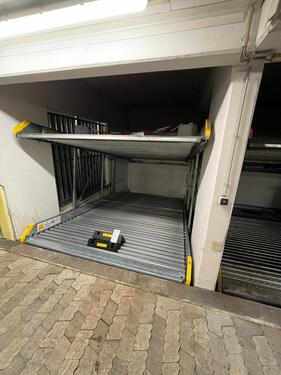 Foto - Tiefgaragenstellplatz, neu renoviert, Duplex, Nähe Aidenbachstr