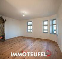 Stilvolle 4-Zimmer-Wohnung mit historischem Kachelkamin, moderner Ausstattung und sonnigem Südbalkon - Chemnitz Helbersdorf