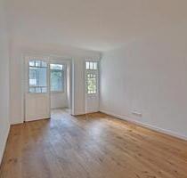 Sanierte 3-Zimmer-Altbauwohnung mit hohen Decken - Stuttgart Bad Cannstatt