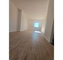 Vollrenovierte Dachgeschoss Wohnung Incl Küche 550€ Kaltmiete - Recklinghausen