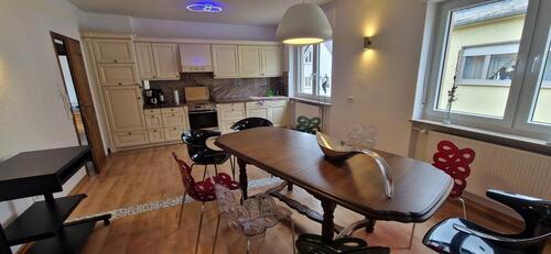 Foto - Großzügige Mietwohnung, teilmöbiliert