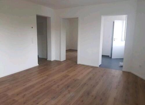 Foto - 2 - Zi. Wohnung in Oberndorf mit Terasse, EBK, Fußbodenheizung