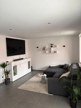 Foto - 3 Zimmer Wohnung 80qm Balkon und Keller 1 OG