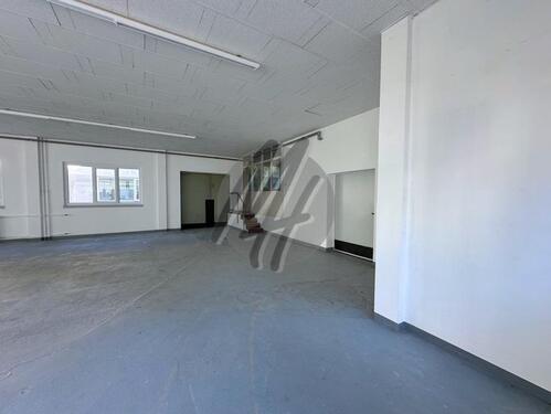 Foto - SCHNELL VERFÜGBAR ✓ Lagerflächen (300 m²) zu vermieten