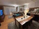 Foto - Helle 3-Zimmer-Wohnung mit Balkon und Stellplatz nur an Privat!