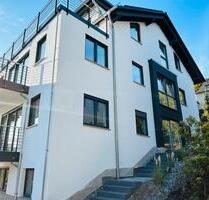 Gehobene 2-Zimmer-Neubau-Wohnung, zentral in Siegen, großes Bad