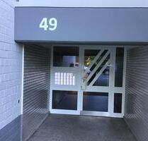 Zwei-Zimmer-Wohnung mit Balkon & Schwimmbad! Solingen Wald