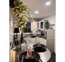 Geschmackvolle 3,5-Zi. Maisonette-Wohnung mit Loggia - Neuenstadt am Kocher