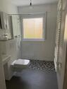Foto - Sofort einziehen! In eine frisch renovierte Wohnung mit barrierearmen Bad!