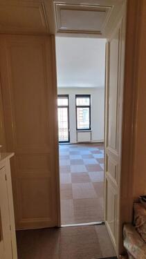 Foto - Zentrale große 5-Zimmer Wohnung