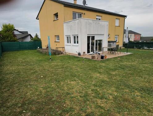 Foto - Wohnung zu Vermieten - 1.100,00&nbsp;EUR Kaltmiete, ca.&nbsp; 120,00&nbsp;m&sup2;