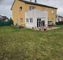 Wohnung zu Vermieten - 1.100,00&nbsp;EUR Kaltmiete, ca.&nbsp; 120,00&nbsp;m&sup2; in Sankt Ingbert (PLZ: 66386)